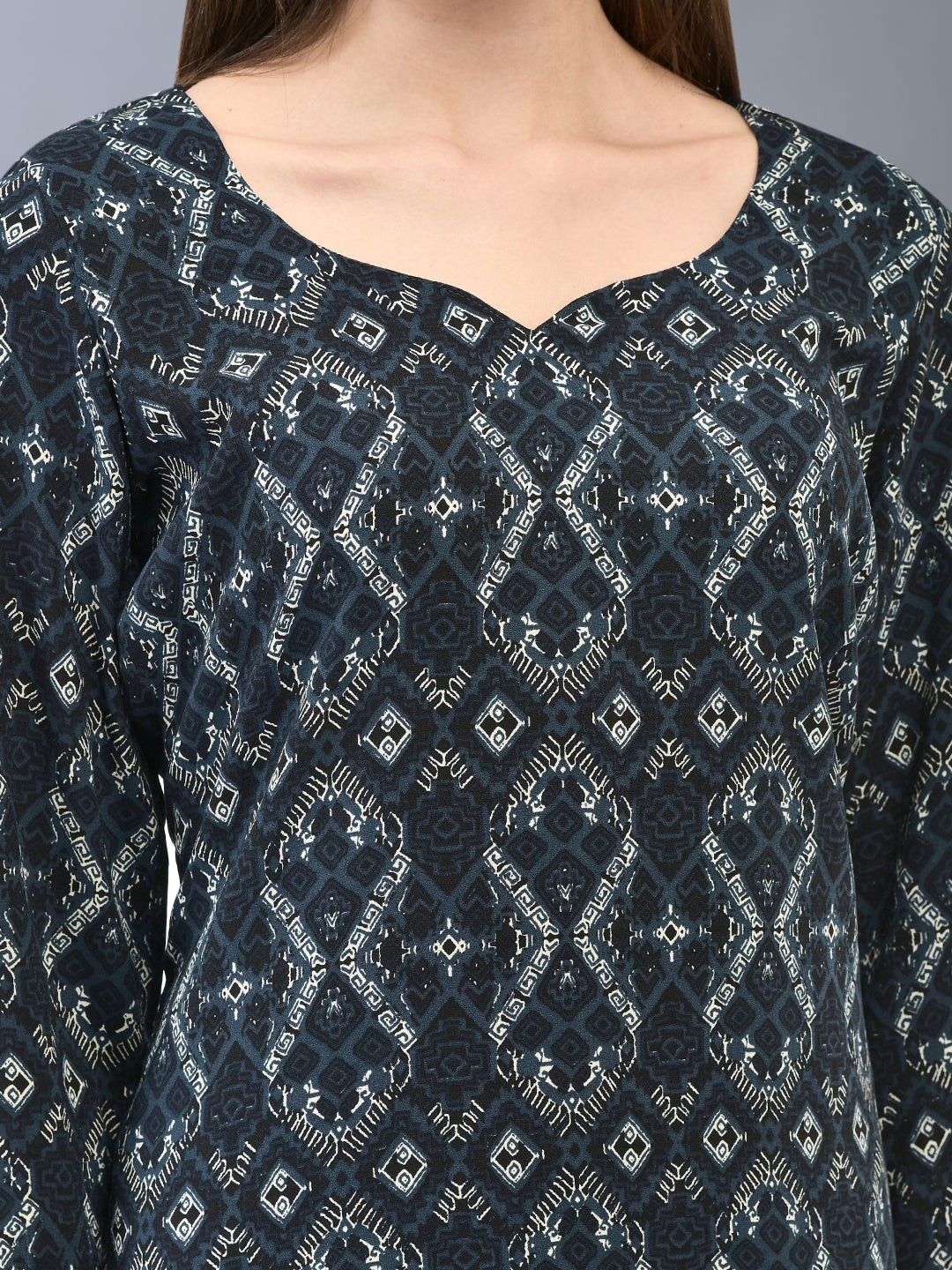 Cozmostore Elevate Your Style with The Blue Printed Georgette Co-ord Set for Women.