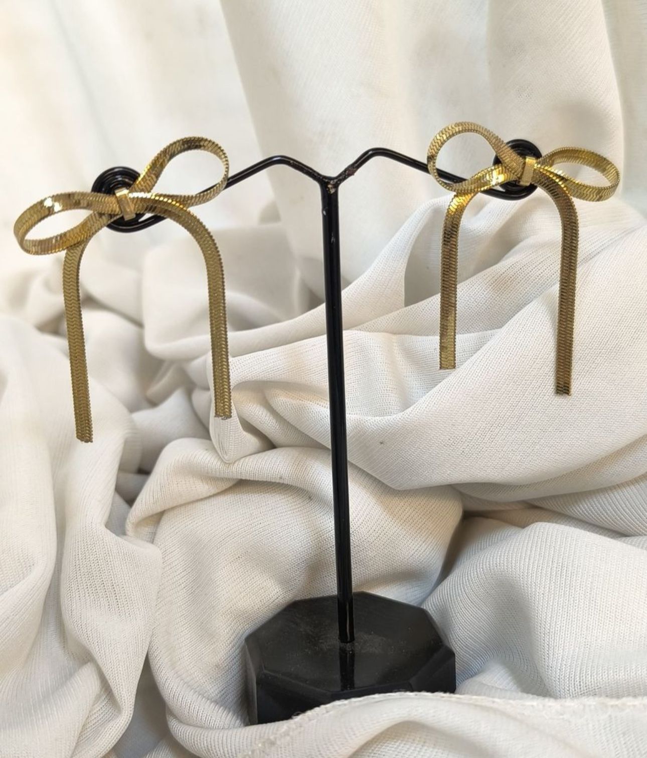 BowGlow Earring