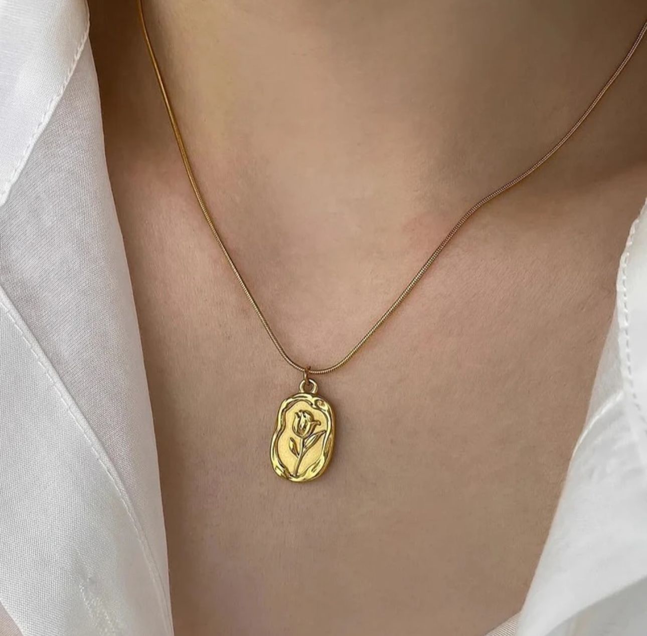 Golden Bloom Necklace