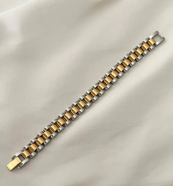Dual Tone Chain O'clock Bracelet