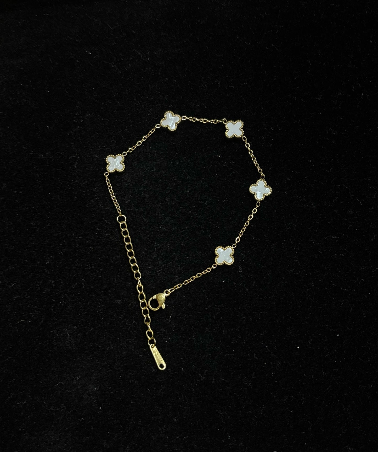 Small White Clover Chain Bracelet