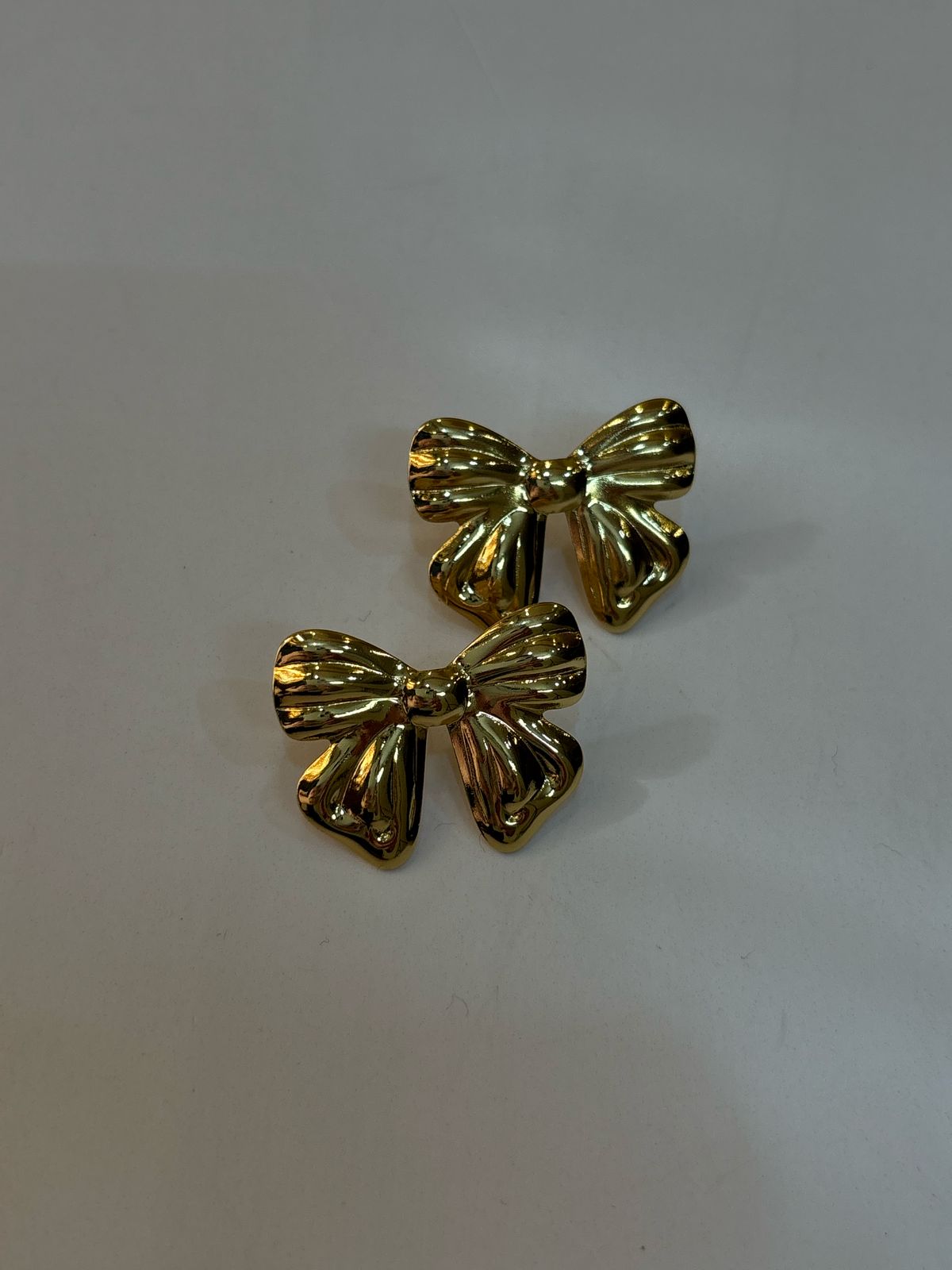Bella Bow Earring
