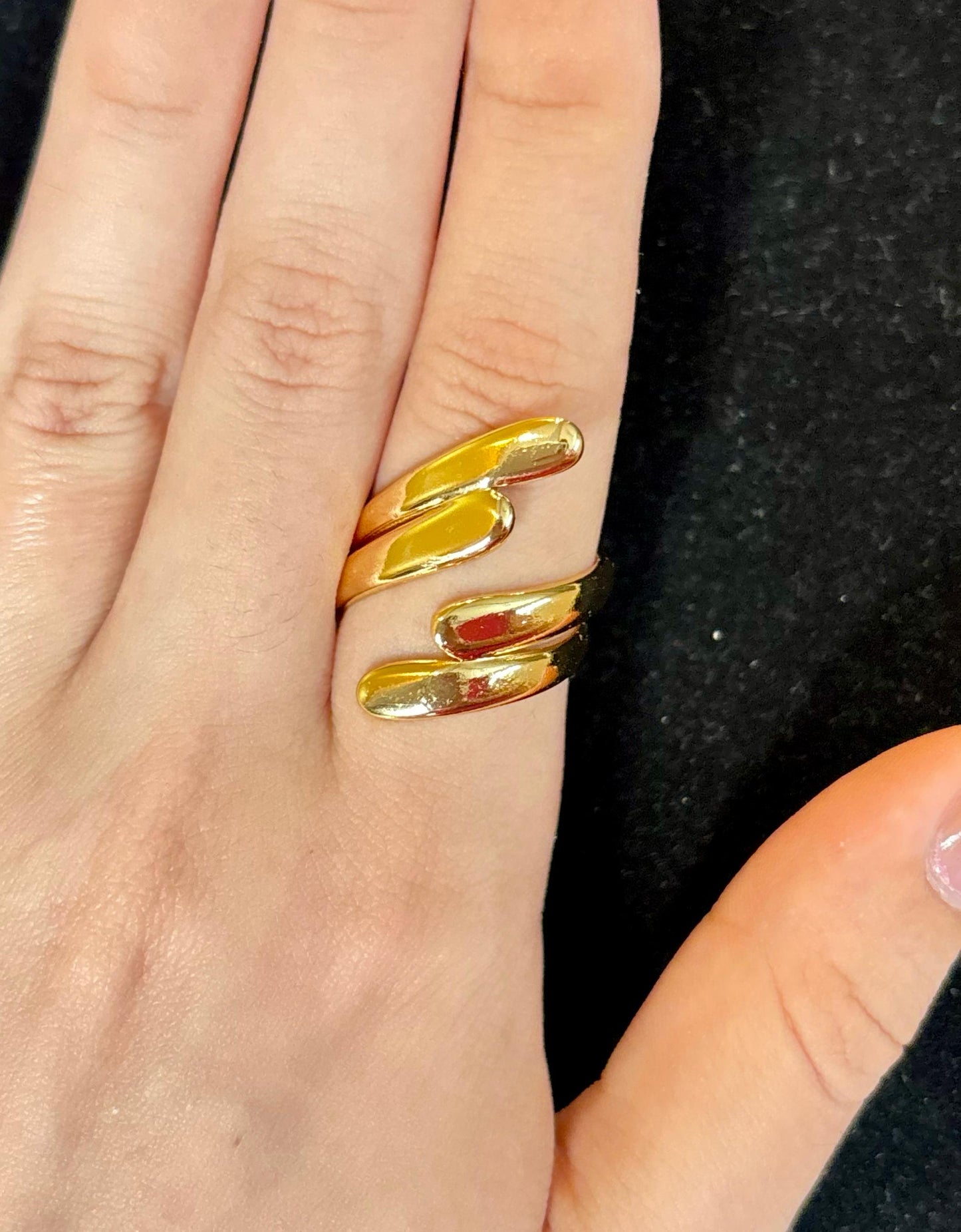 Golden Parallel Ring