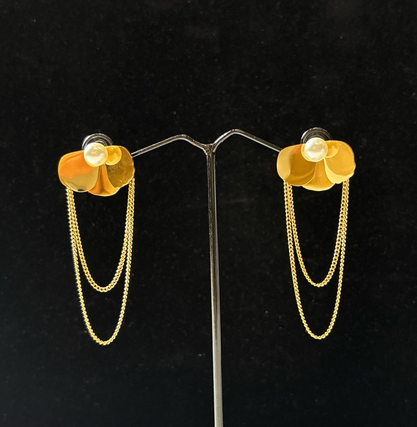 Chain Petal Earring