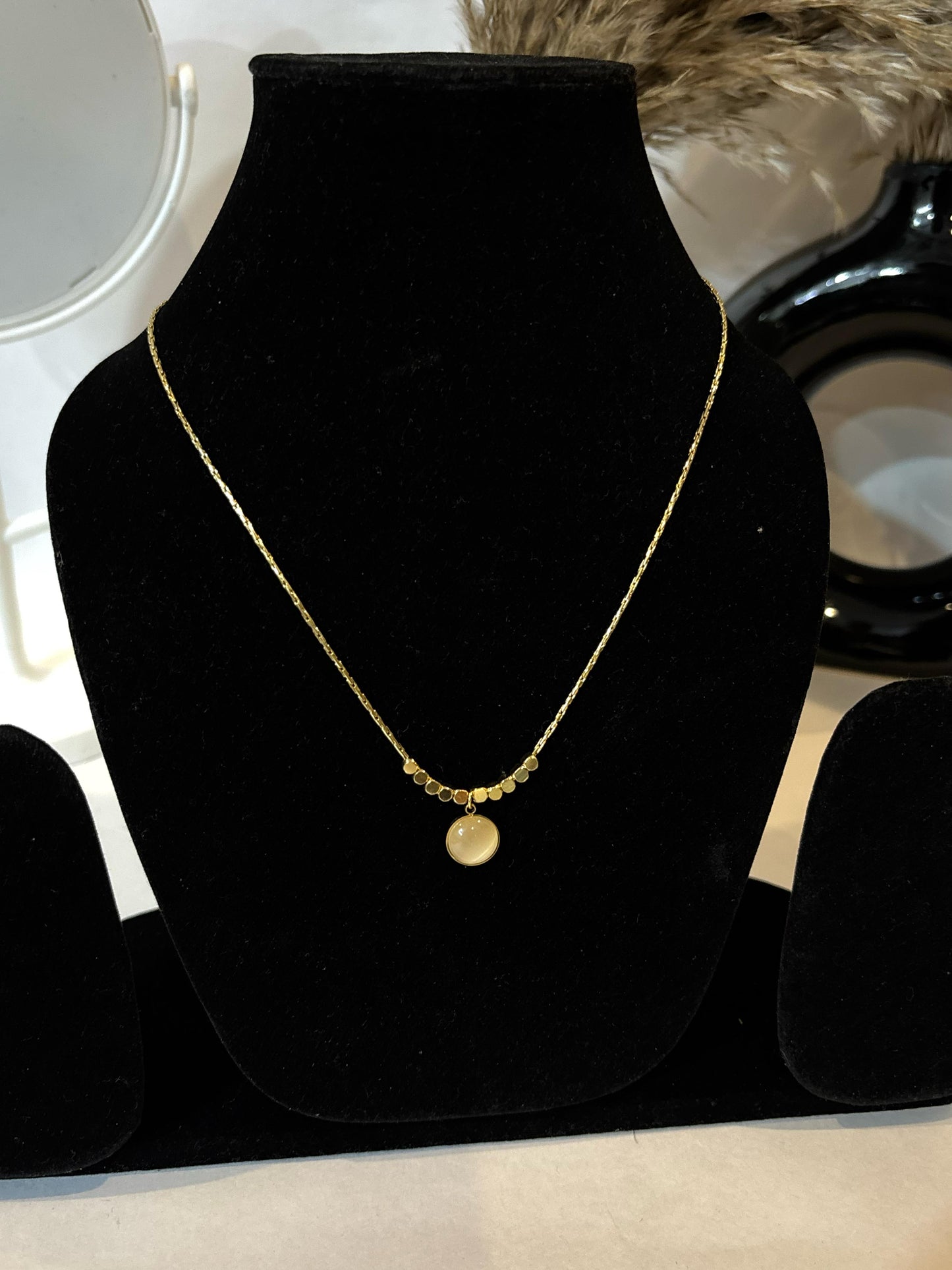 Luna Bead Pendant Necklace