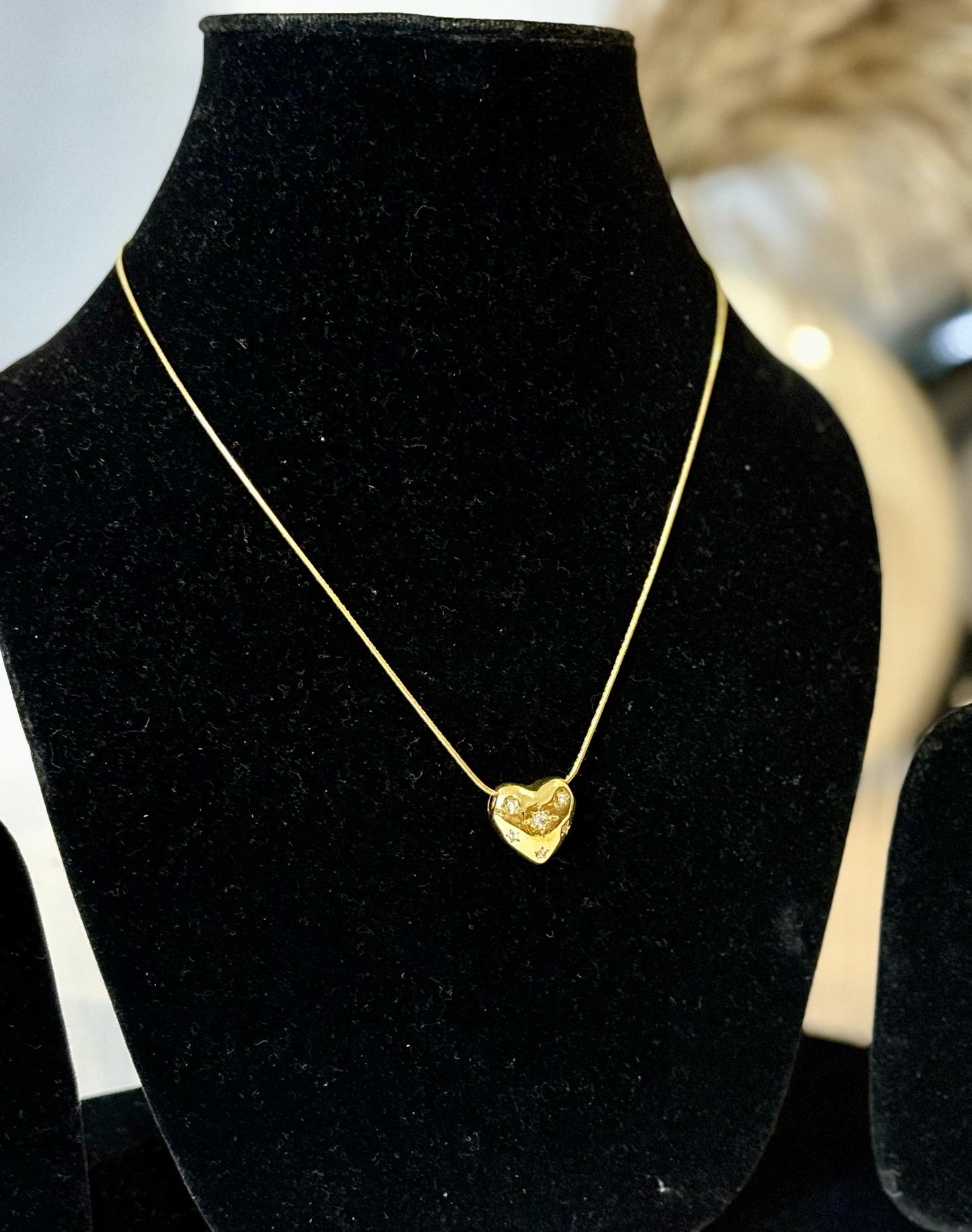 Heart Glow Necklace