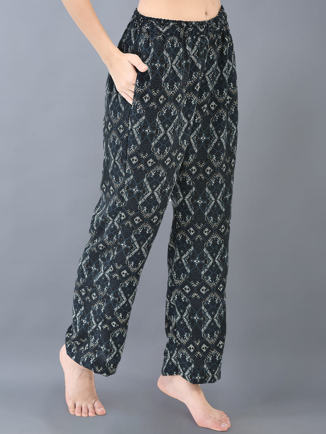 Cozmostore Elevate Your Style with The Blue Printed Georgette Co-ord Set for Women.