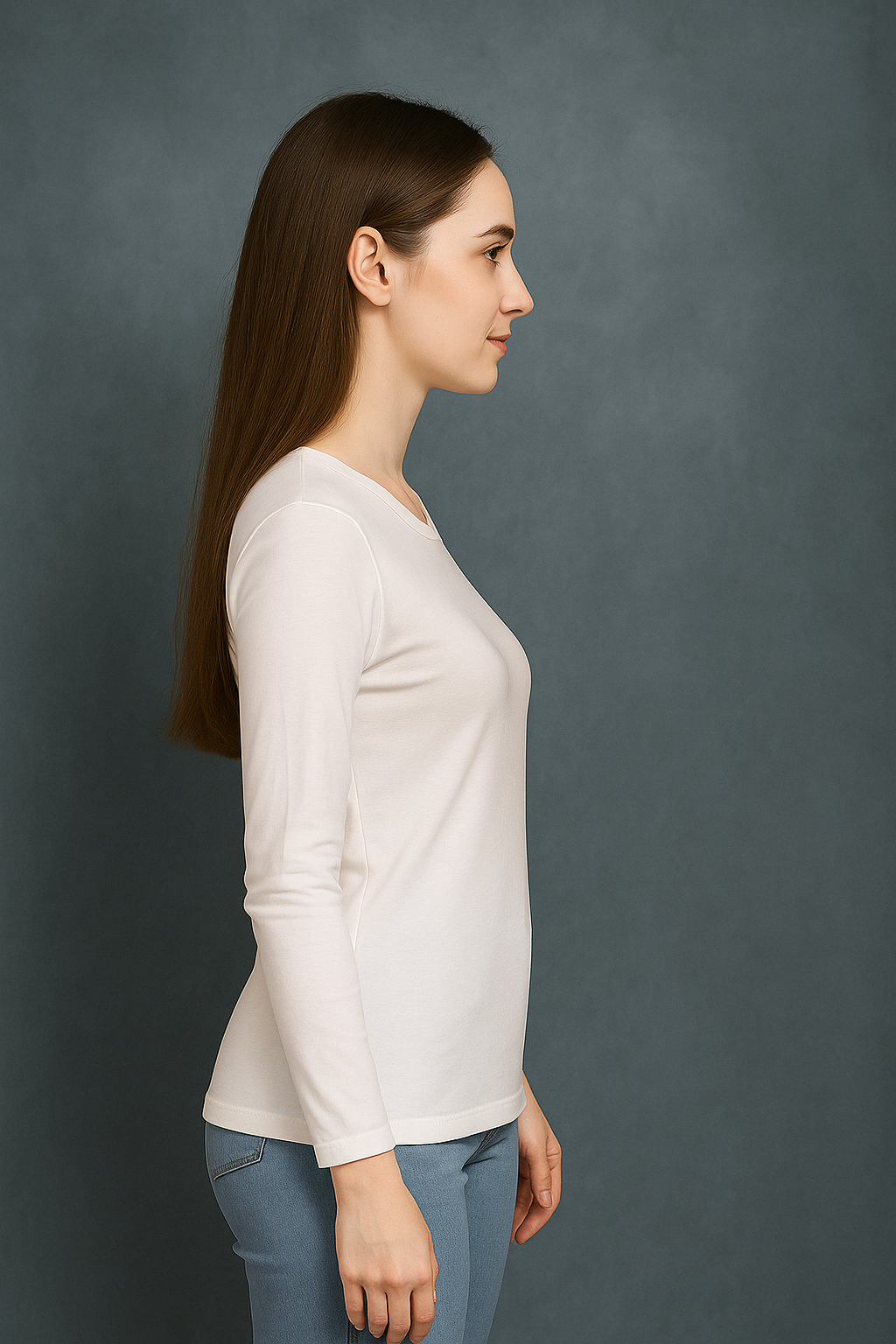 Simplicity Meets Style: The Iconic White Tee Every Wardrobe Needs
