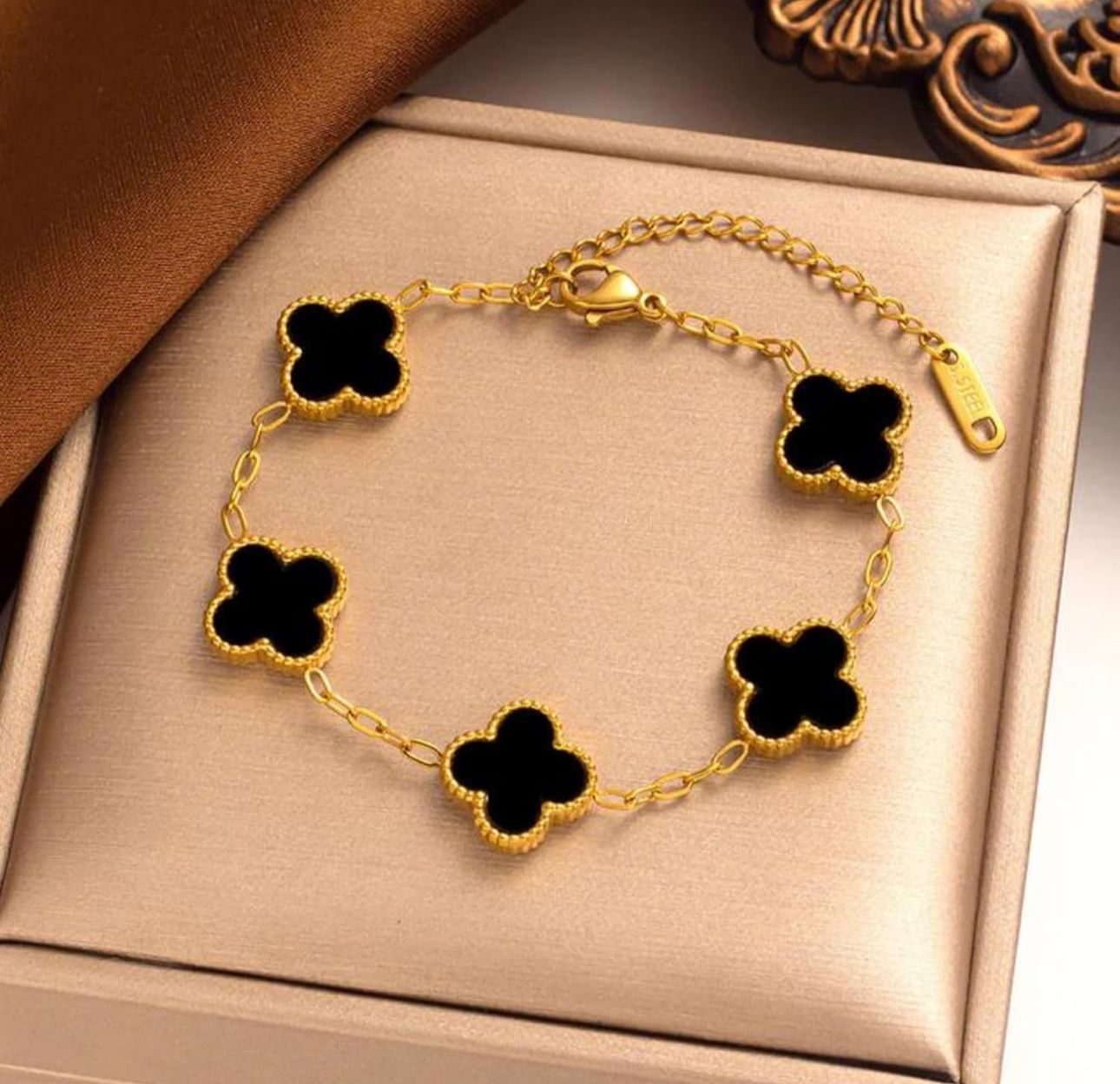 Midnight Clover Bracelet