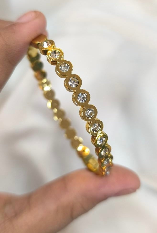 CircleGlow Bangle Bracelet