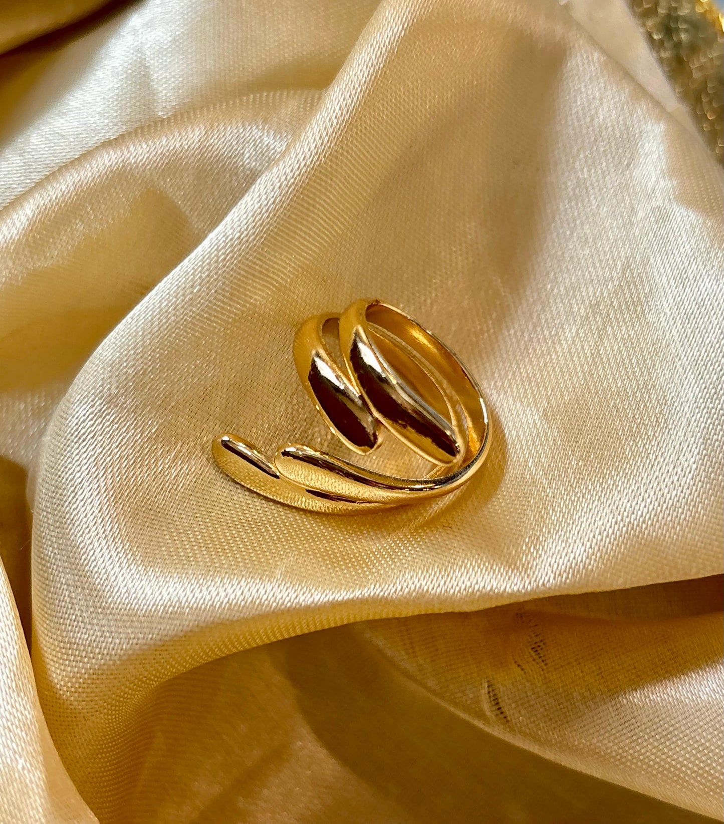 Golden Parallel Ring