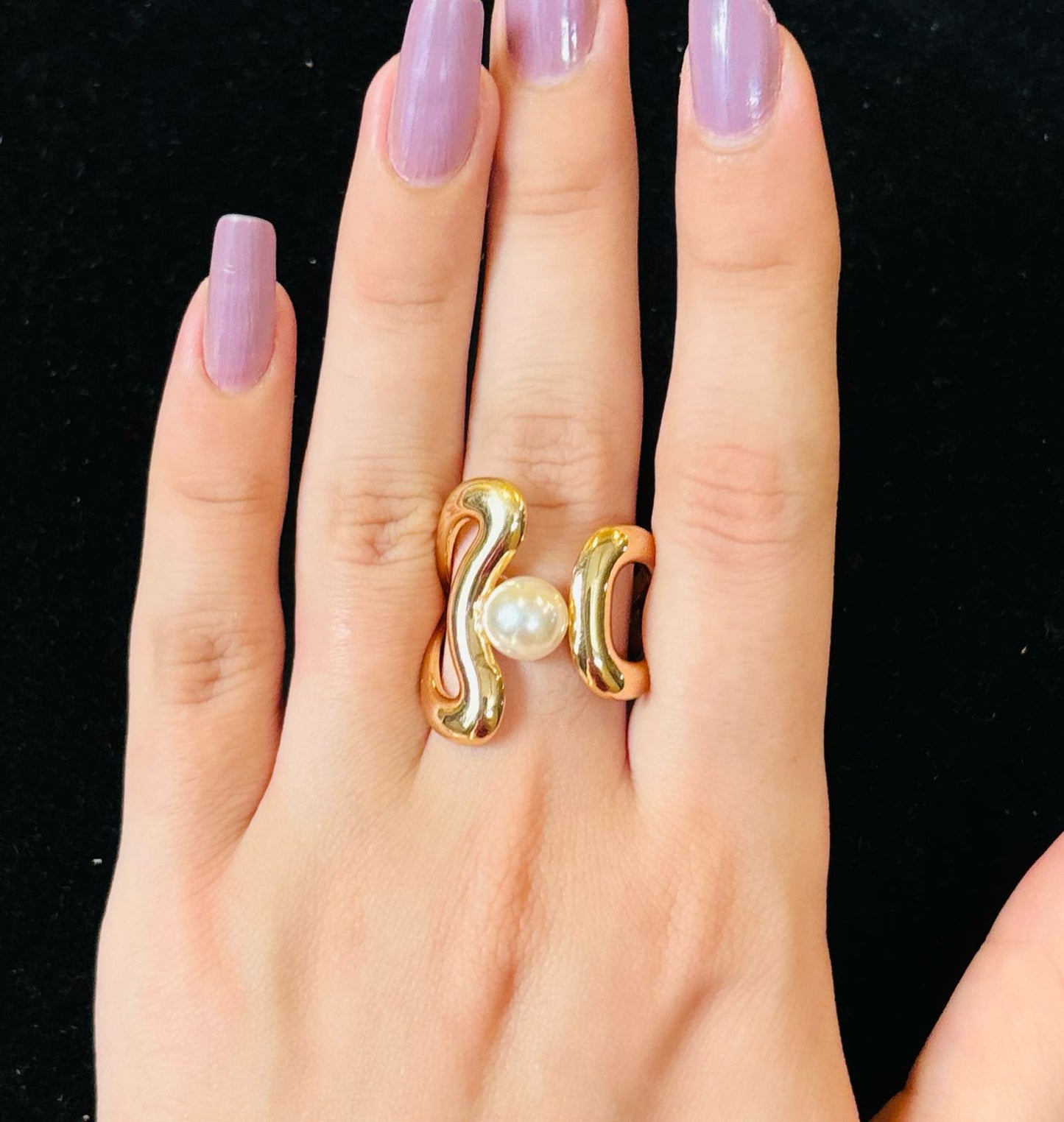 Pearl Curvy Ring