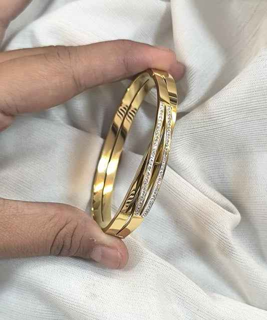 DivineTwist Bracelet