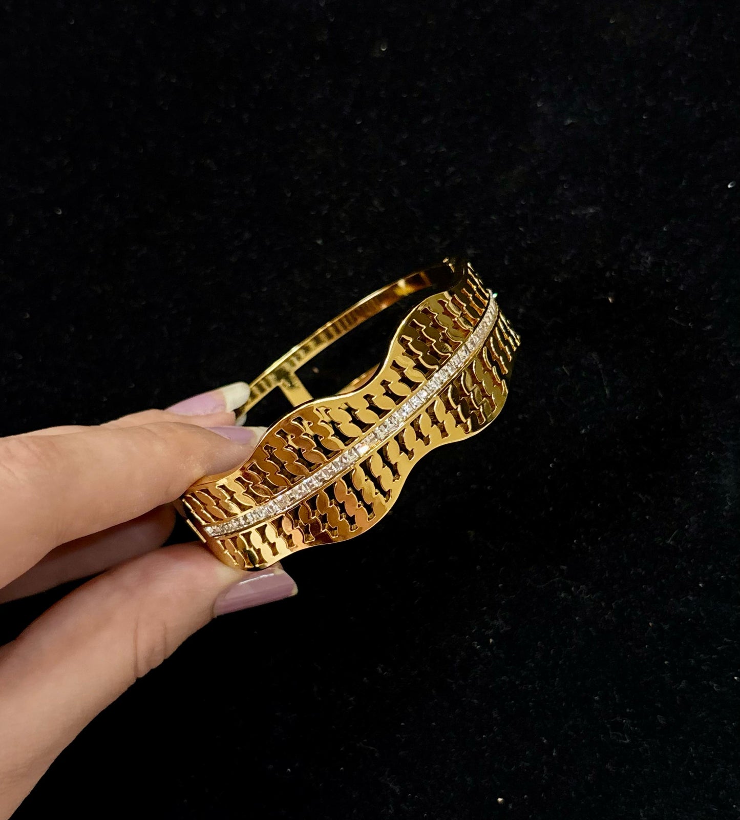 GleamWave Bracelet