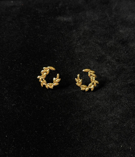 Lush Curve Earring