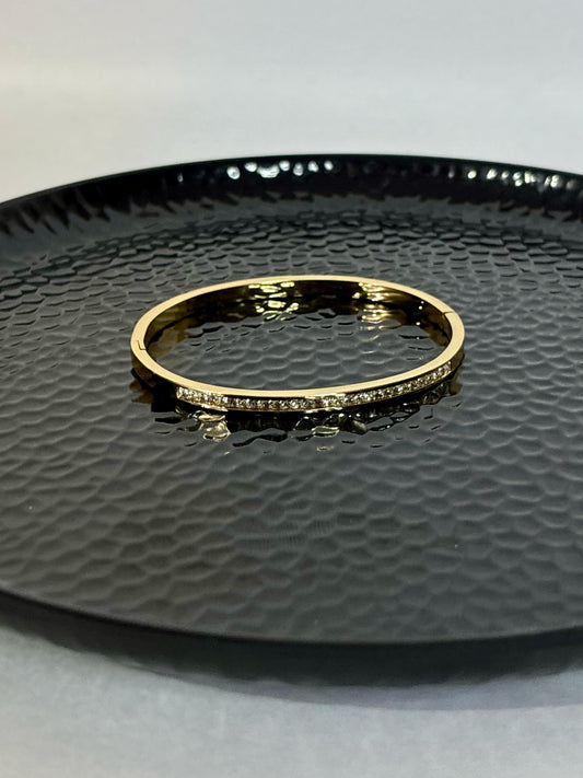 GlimmerLine Bracelet