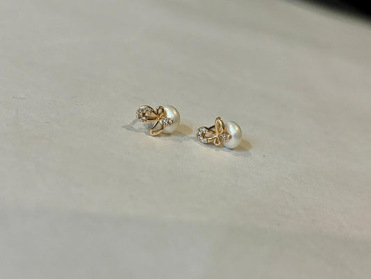 Butterfly-Pearl Earring