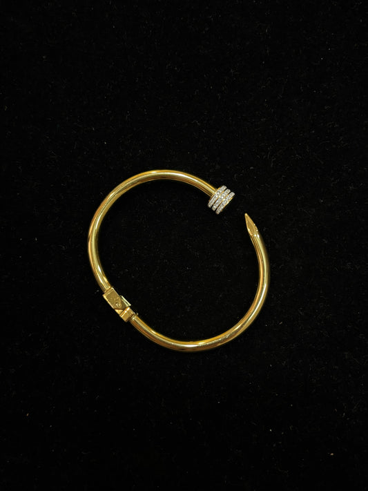 Nail Noir Bracelet